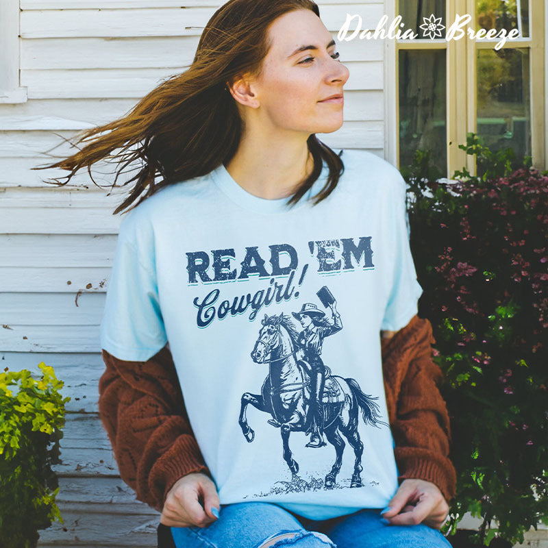 T-shirt Bookish Cowgirl Book Lover