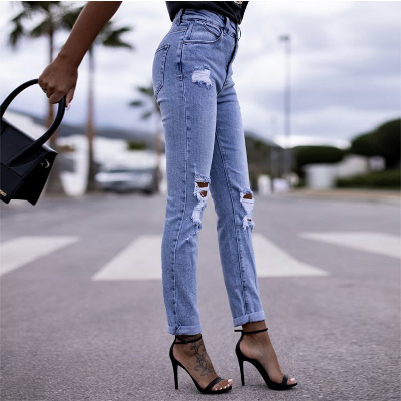 Zerrissene Slim-Fit-Jeans mit Reißverschluss und Distressed-Effekt