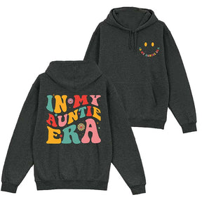 Dans mon sweat à capuche de l’ère de tante