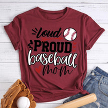 T-shirt de maman de baseball fier et bruyant