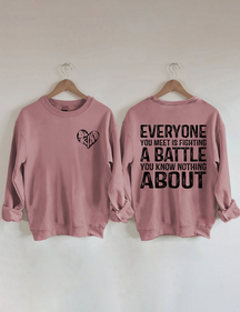 Tous ceux que vous rencontrez combattent un sweat-shirt de combat