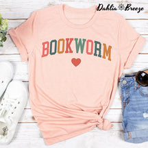 T-shirt mignon d’amant de livre de rat de bibliothèque