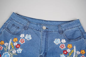 Jean évasé à broderie florale de style ethnique vintage 