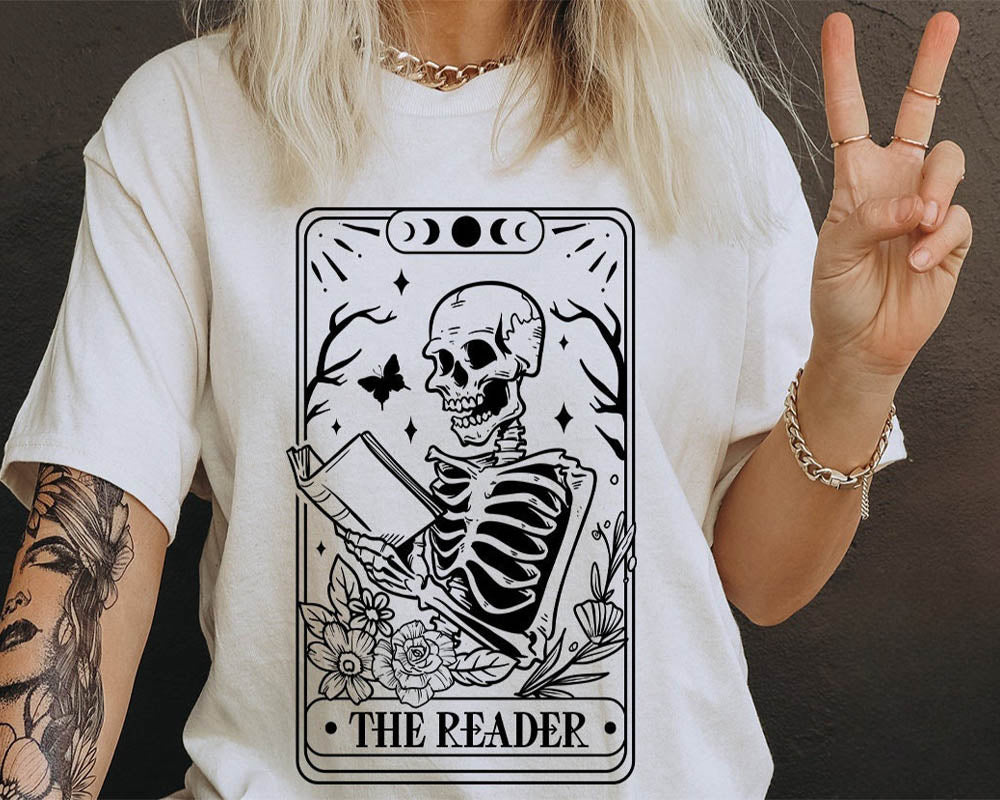 The Reader Tarot Card T-shirt
