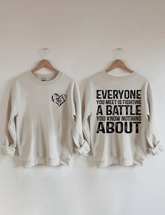 Tous ceux que vous rencontrez combattent un sweat-shirt de combat
