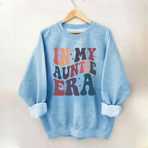 Dans mon sweat-shirt à col rond de l’ère tante