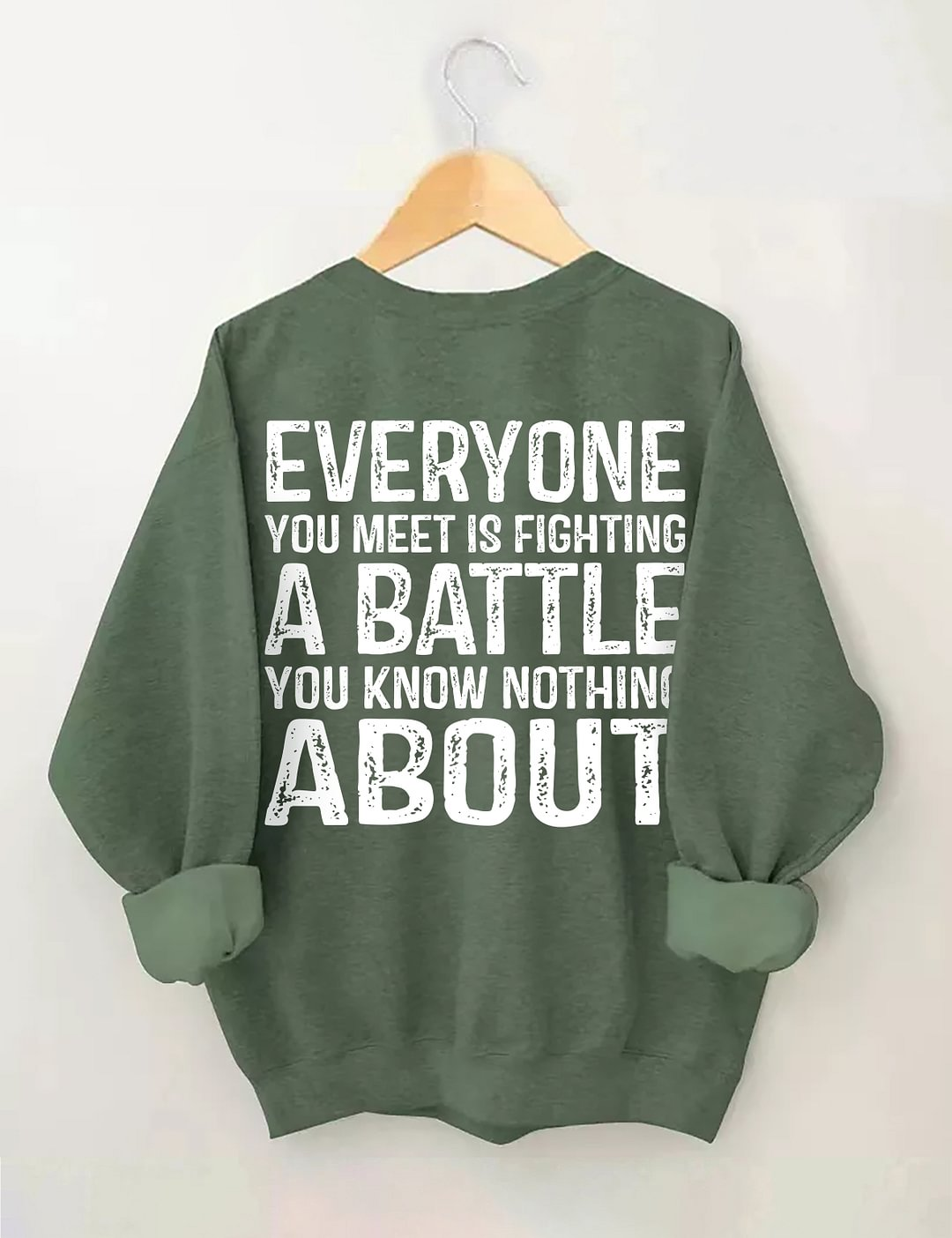 Tous ceux que vous rencontrez combattent un sweat-shirt de combat
