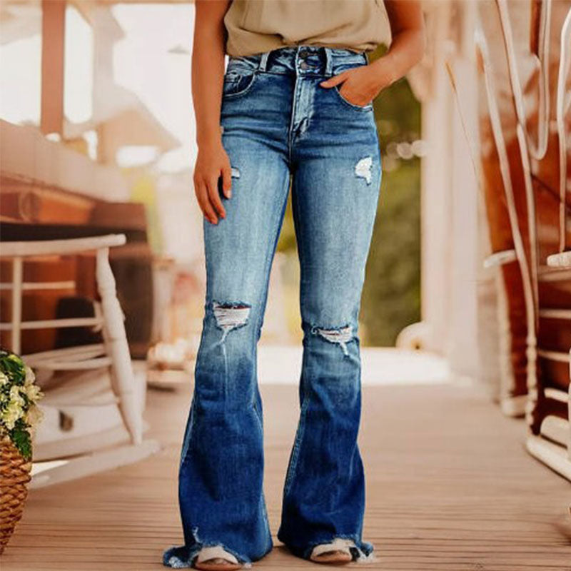 Flare-Jeans mit zerrissenem Knie und ungesäumtem Saum 