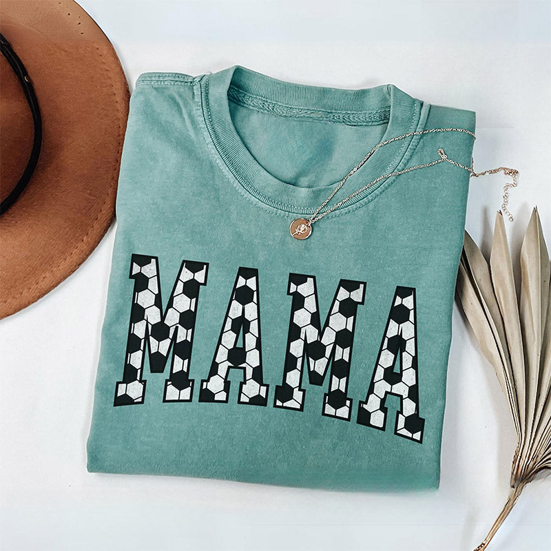 T-shirt mignon de maman de football
