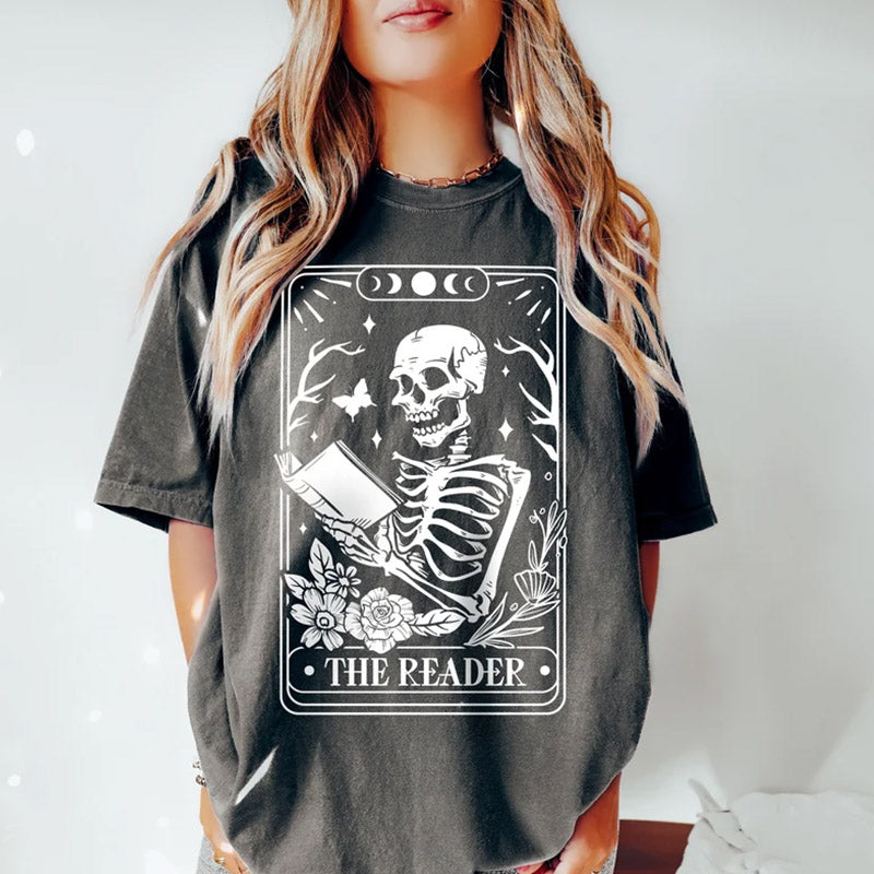 The Reader Tarot Card T-shirt