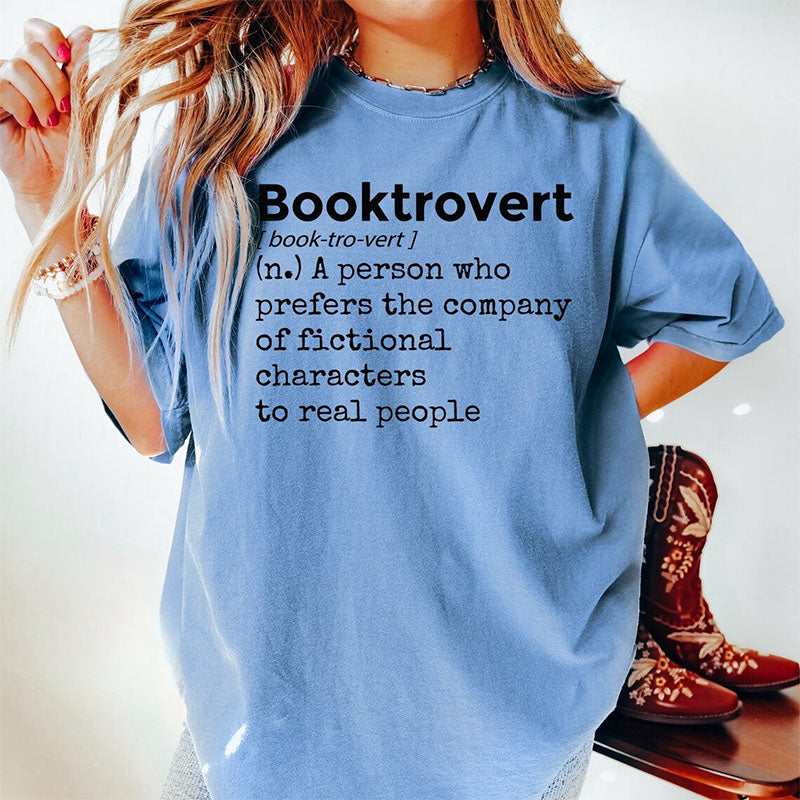 Booktrovert Definition Funny Book Lover T-shirt