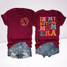 Dans mon T-shirt Softball Mom Era