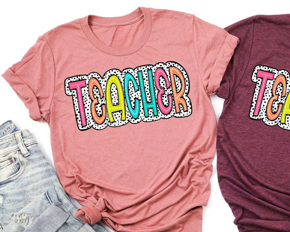 T-shirt imprimé lettre colorée pour professeur
