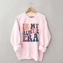 Dans mon sweat-shirt à col rond de l’ère tante