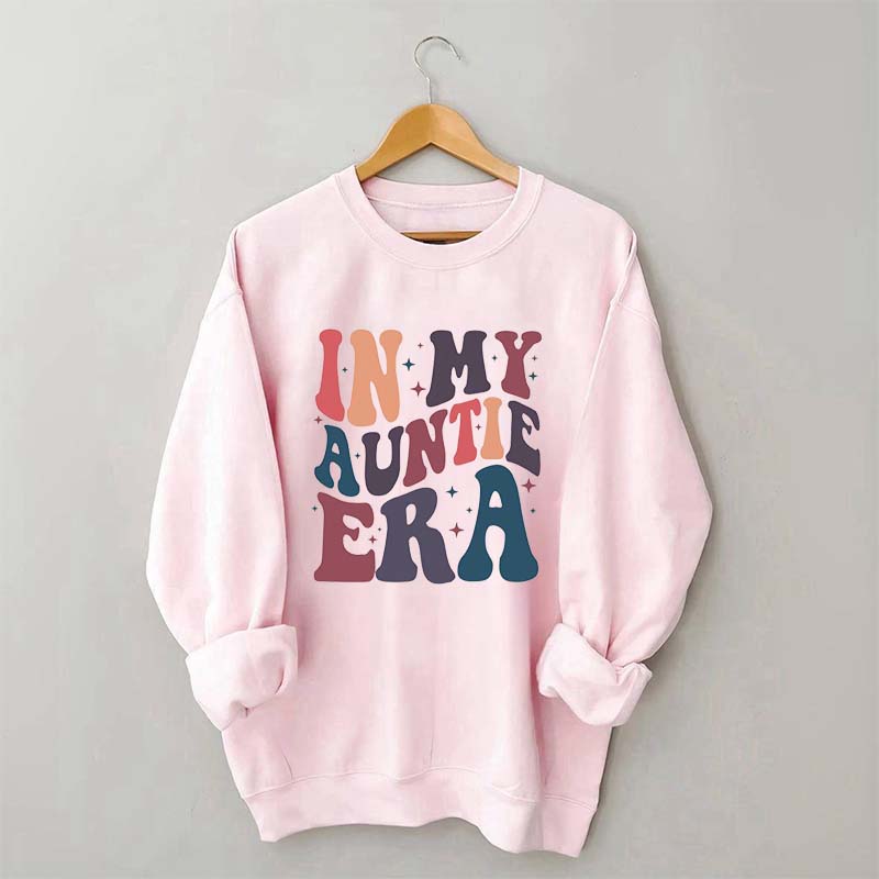 Dans mon sweat-shirt à col rond de l’ère tante