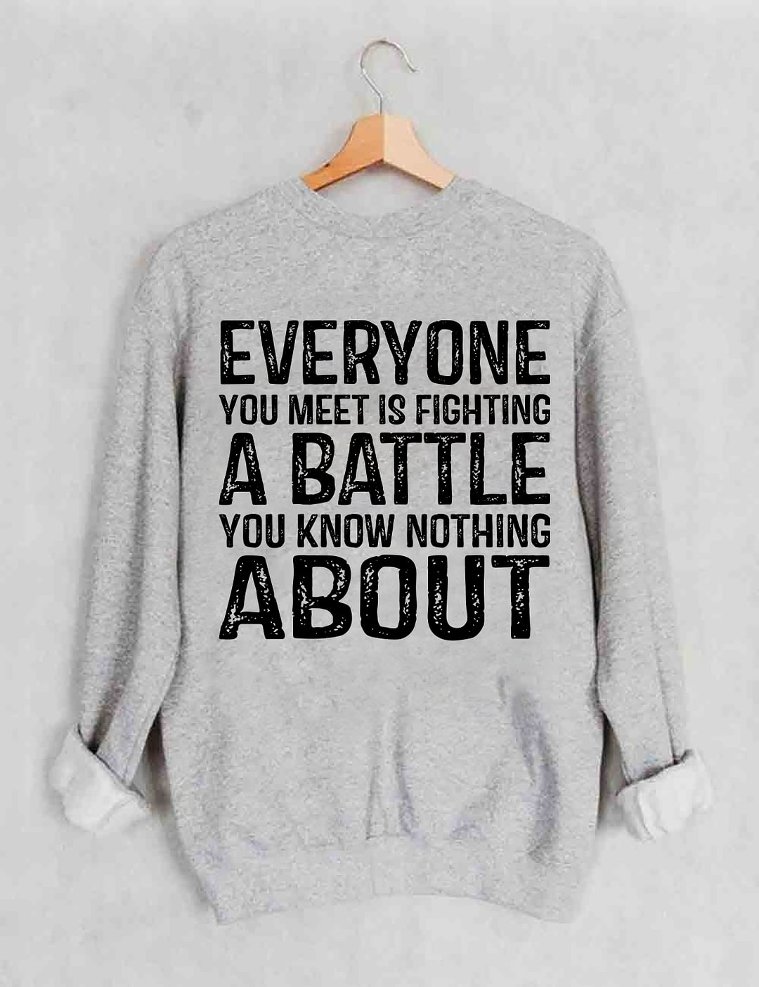 Tous ceux que vous rencontrez combattent un sweat-shirt de combat