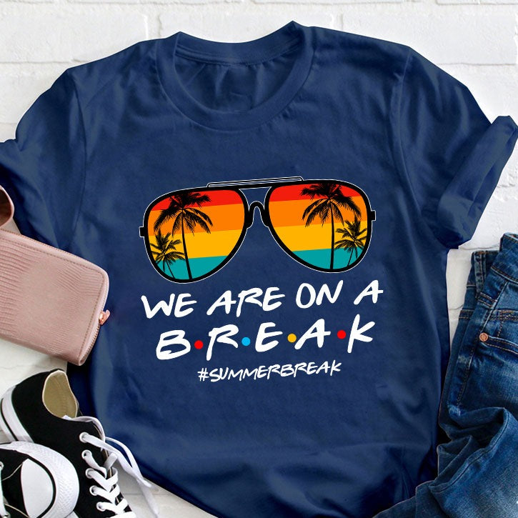 Nous sommes en pause professeur T-shirt