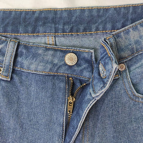 Jean rétro taille moyenne à jambe large
