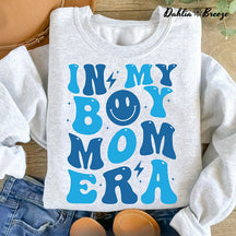 Sweat-shirt drôle de maman dans mon ère de maman de garçon