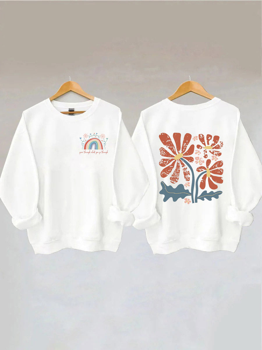 Grandissez à travers ce que vous traversez Boho Flowers Sweatshirt