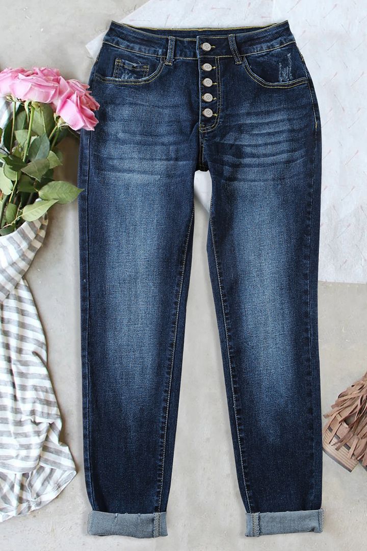 Geknöpfte Jeans mit geradem Bein und Rollsaum