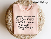 T-shirt imprimé lettre inspirante gentillesse