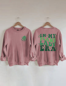 In meinem Plant Lady Era Sweatshirt