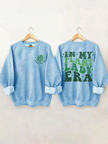In meinem Plant Lady Era Sweatshirt