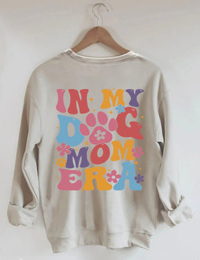 In meinem Hundemama-Ära-Sweatshirt